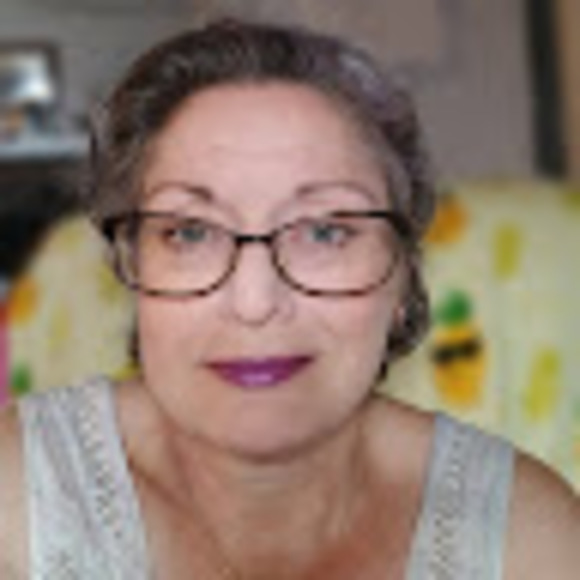 Meet your Posher, Brenda - Picture 1 of 1